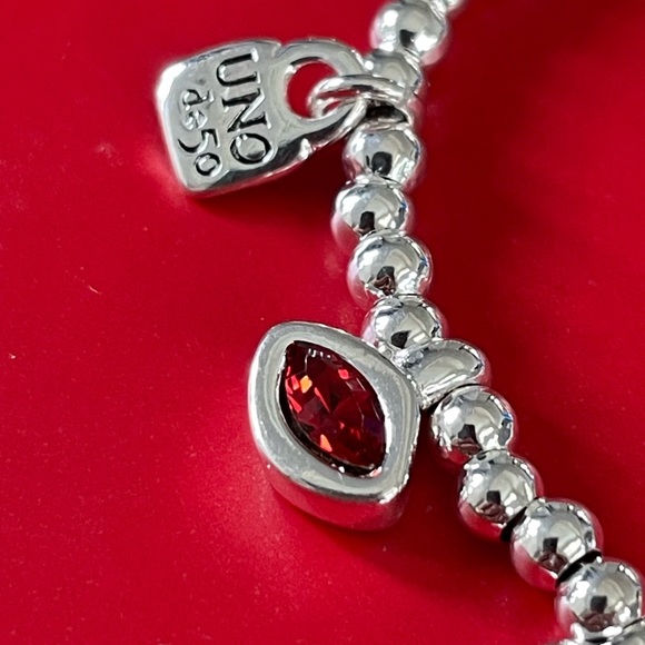 Uno de 50 Bracelet - I am waiting 4U - Red Crystal - BN - Picture 6 of 13